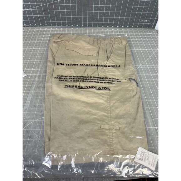 Dakota Grizzly Ladies Roll-Up Adventure Shorts M Khaki Lightweight Casual NEW - Picture 4 of 4